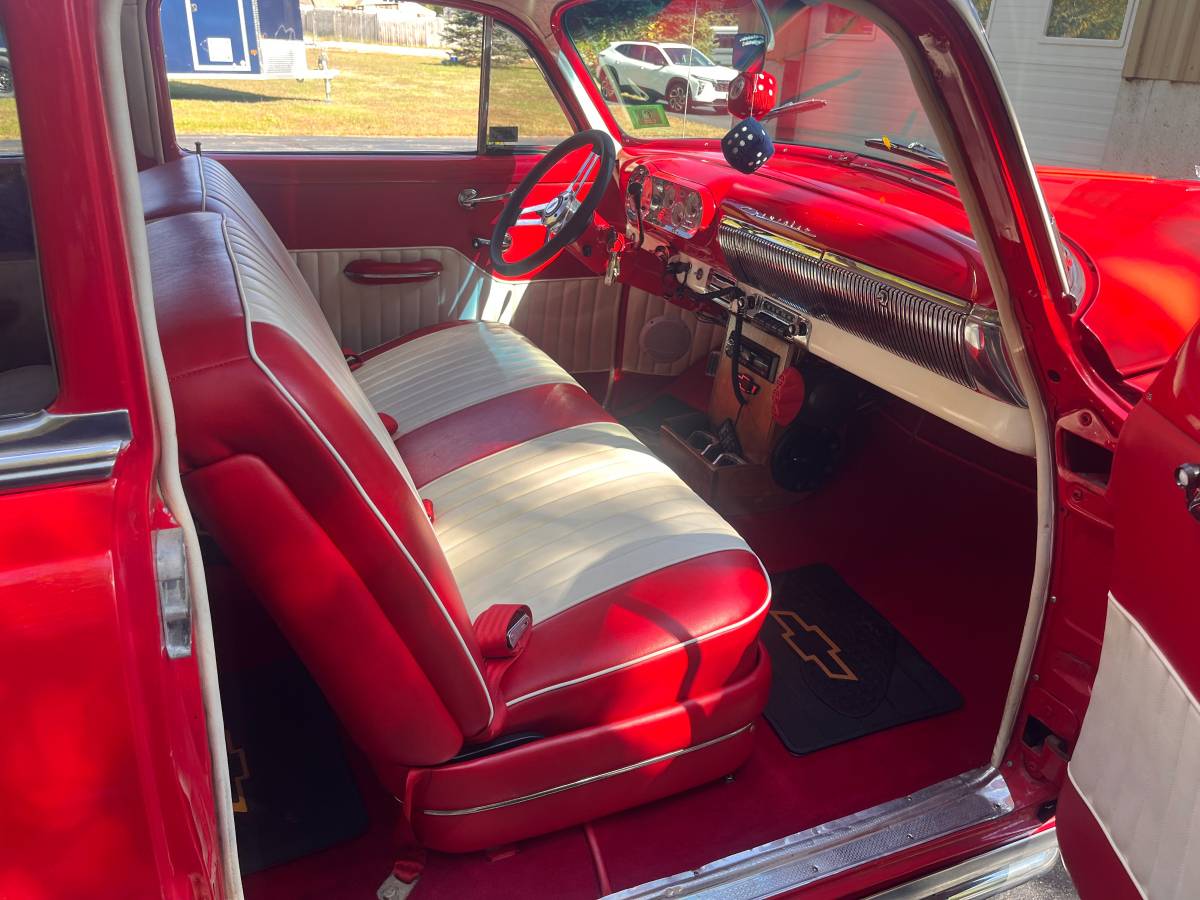 Chevrolet-bel-air-1954-red-10