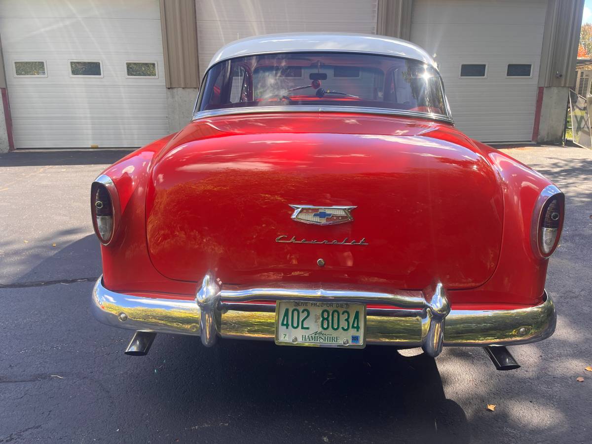 Chevrolet-bel-air-1954-red-17