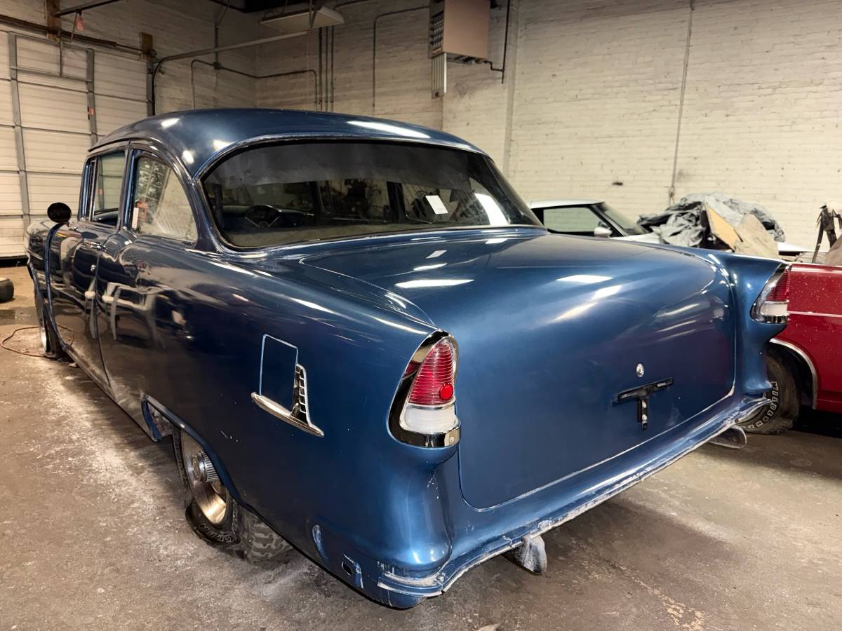 Chevrolet-bel-air-1955-blue-17