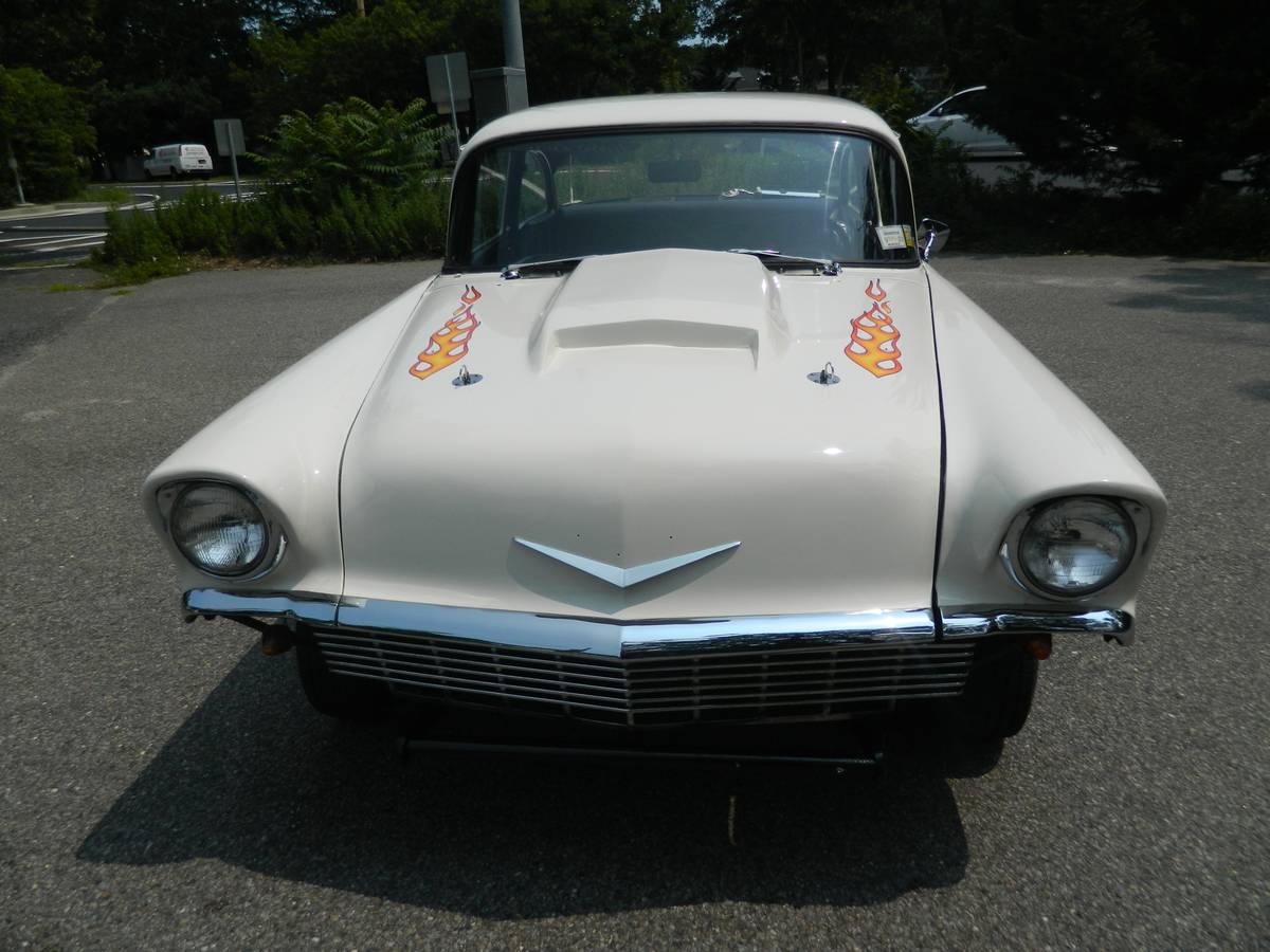 Chevrolet-bel-air-1956-white-16