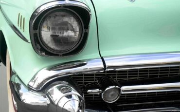 Chevrolet-bel-air-1957-green-2