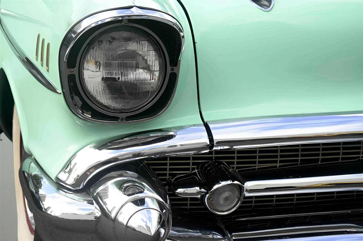 Chevrolet-bel-air-1957-green-2