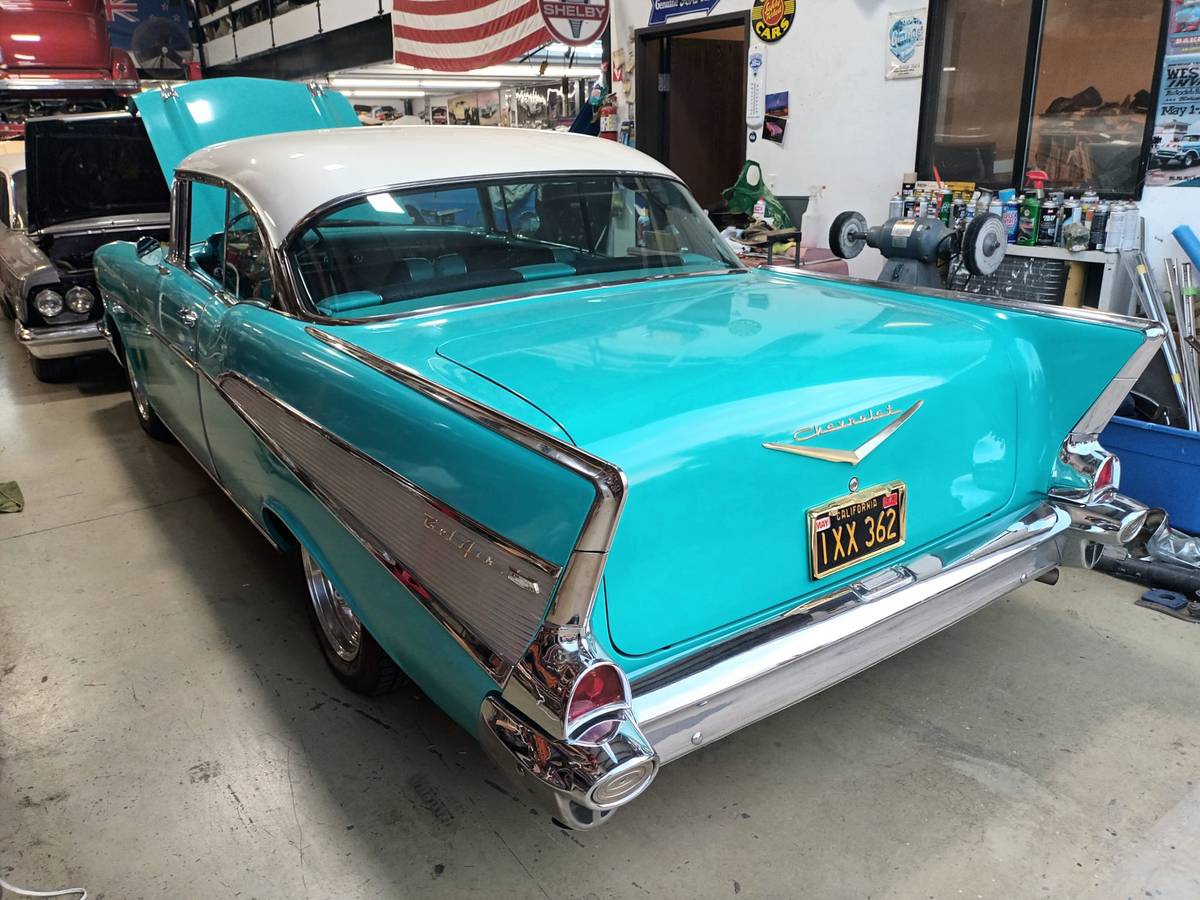Chevrolet-bel-air-1957-green-6