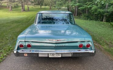 Chevrolet-bel-air-1962-blue-2