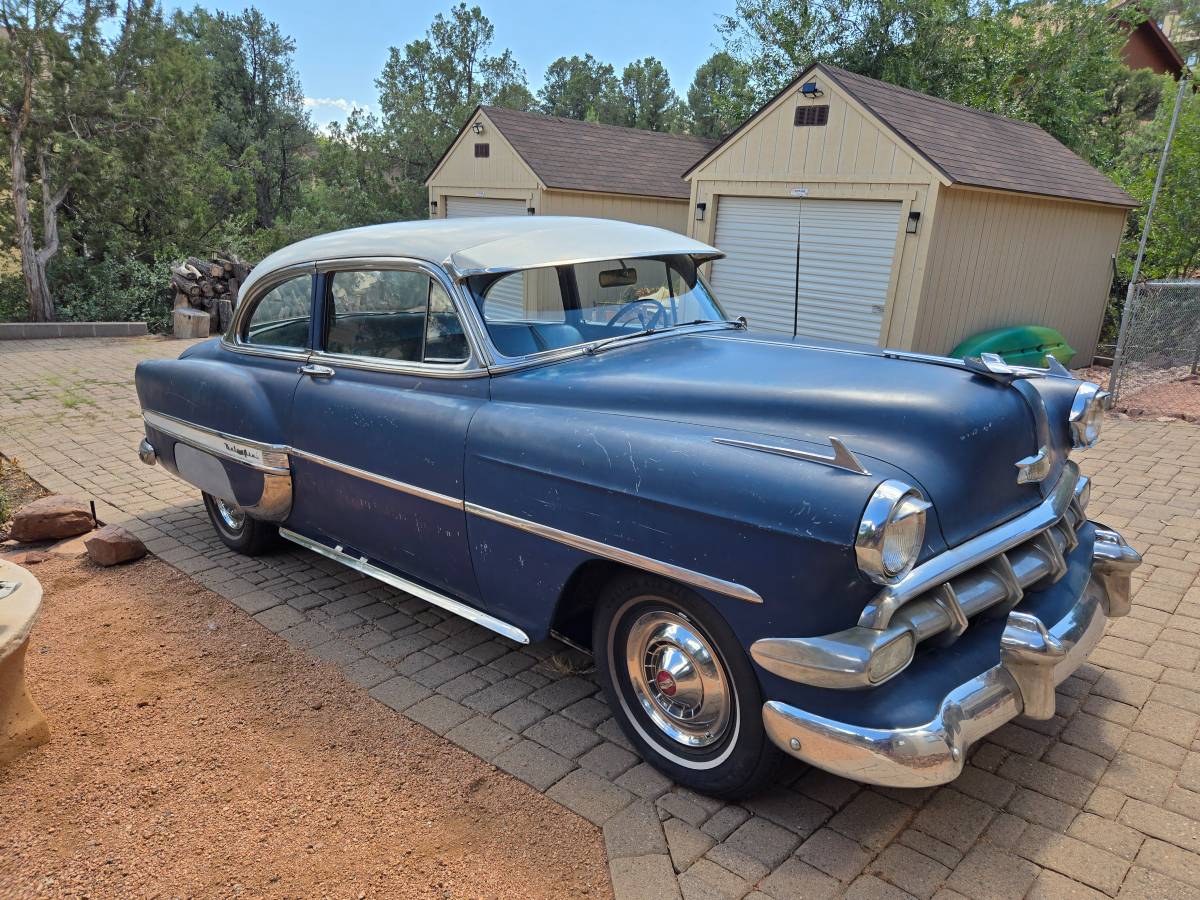 Chevrolet-belair-1954-blue-3