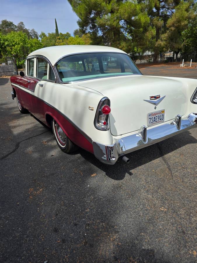 Chevrolet-belair-1956-custom-7