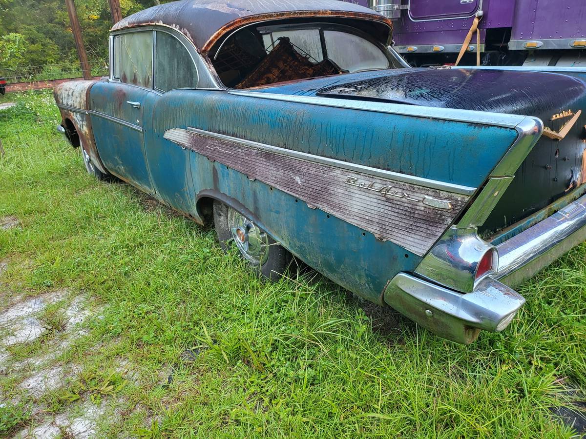Chevrolet-belair-1957-3