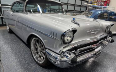 Chevrolet-belair-1957-custom-1