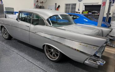 Chevrolet-belair-1957-custom-3