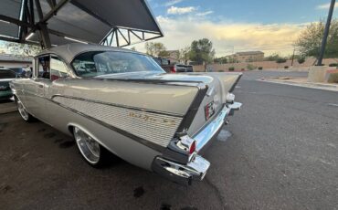 Chevrolet-belair-1957-custom