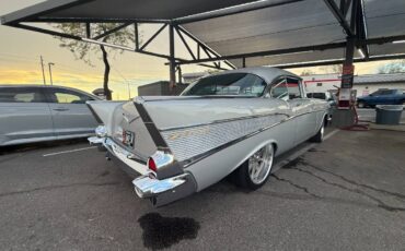 Chevrolet-belair-1957-custom-4
