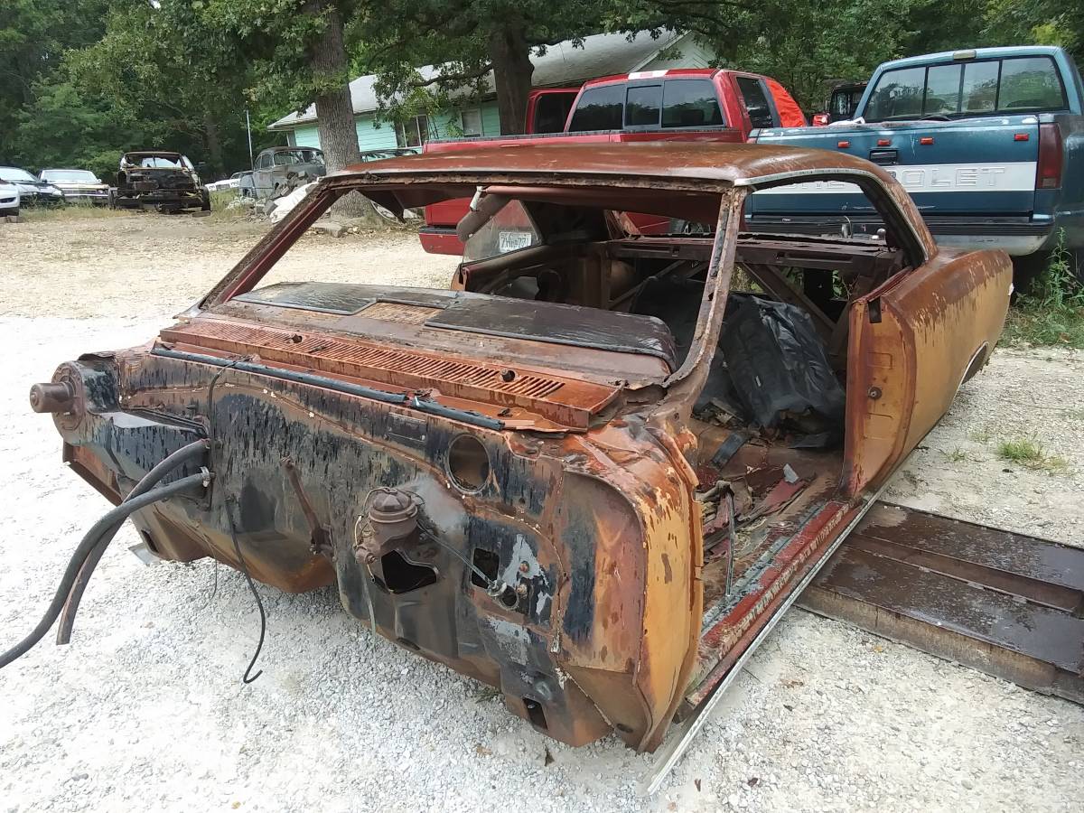 Chevrolet-belair-1966-8