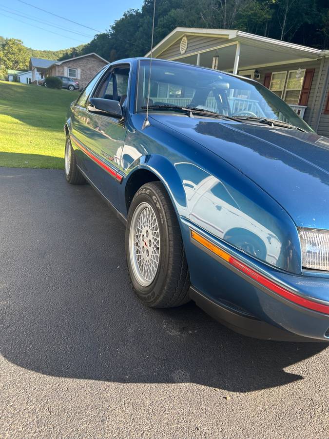 Chevrolet-beretta-1989-blue-2