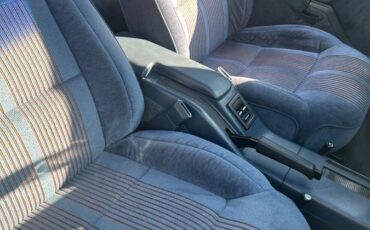 Chevrolet-beretta-1989-blue-3
