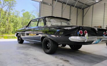 Chevrolet-biscayne-1961-black-1