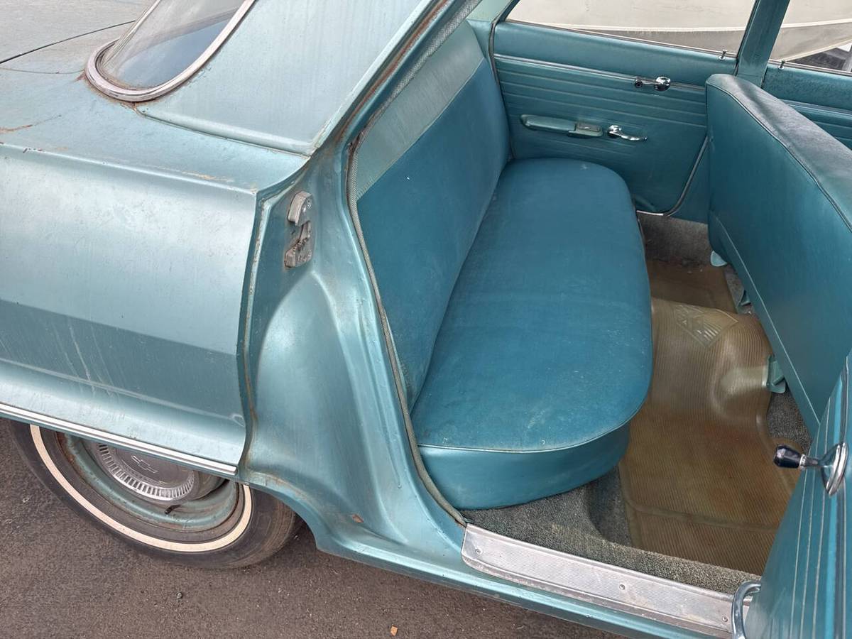 Chevrolet-biscayne-1964-11