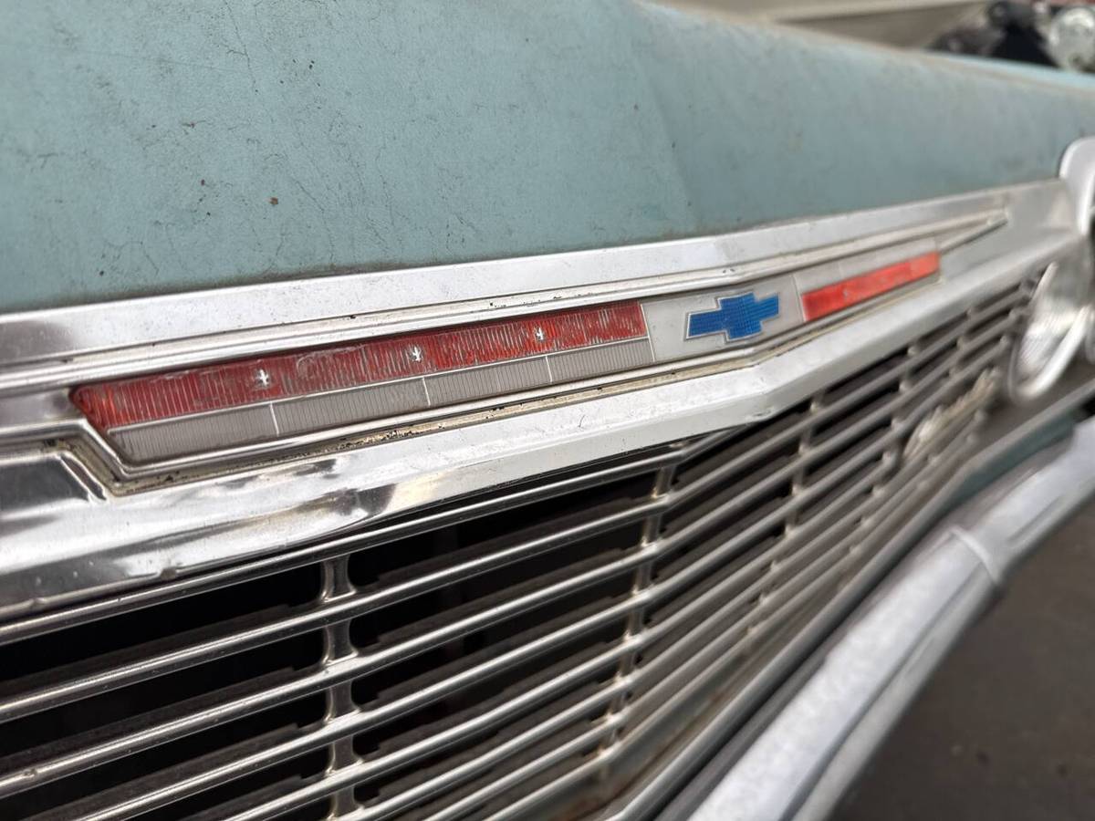 Chevrolet-biscayne-1964-21