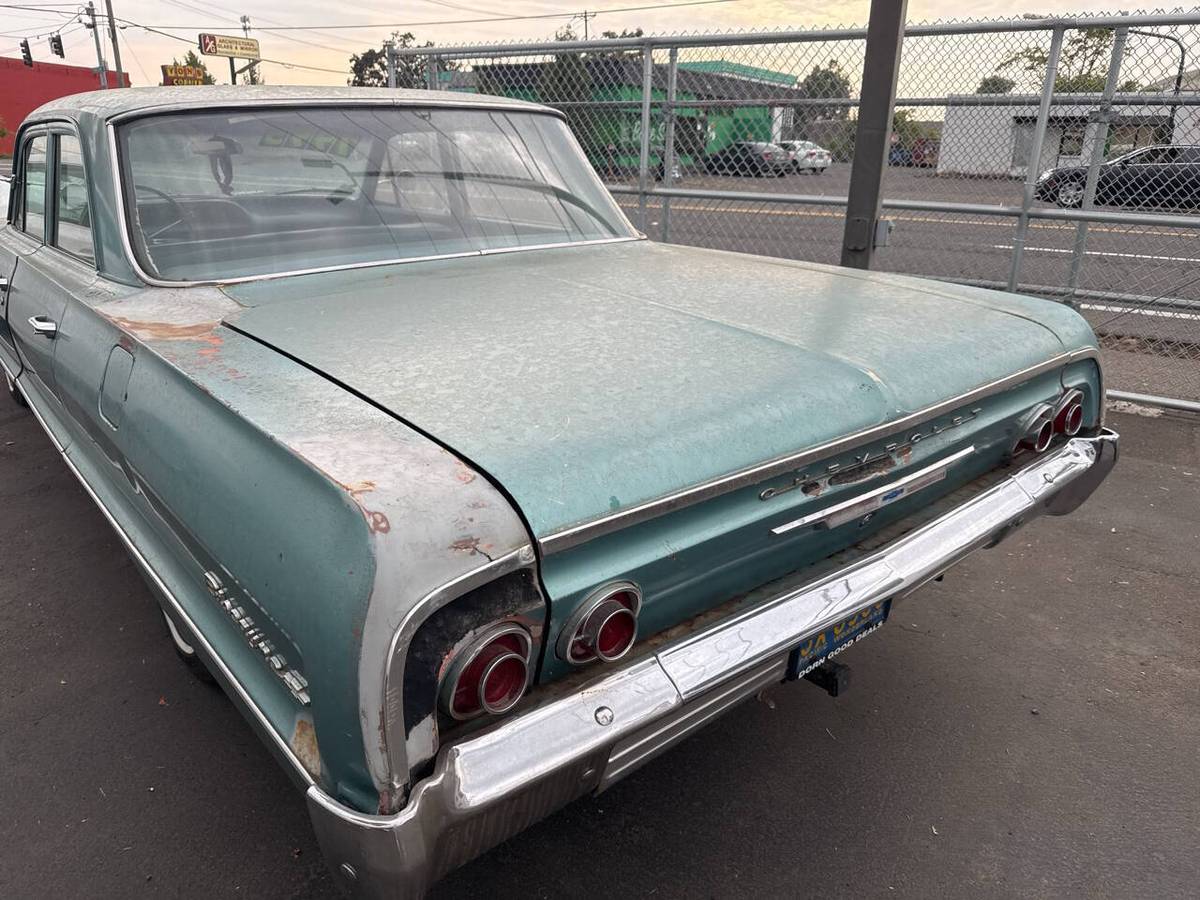 Chevrolet-biscayne-1964-7