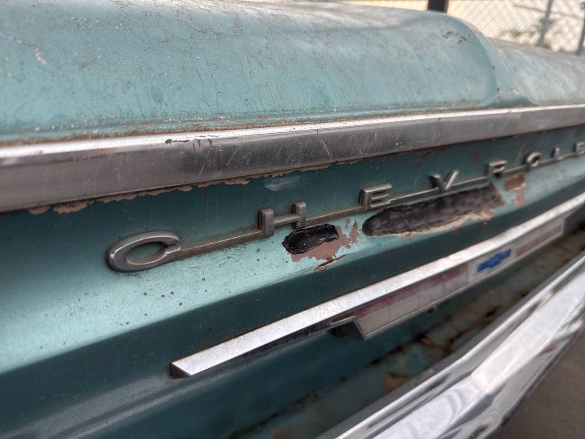 Chevrolet-biscayne-1964-8