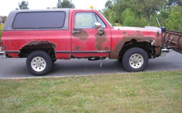 Chevrolet-blazer-12-ton-4x4-1989-red-4