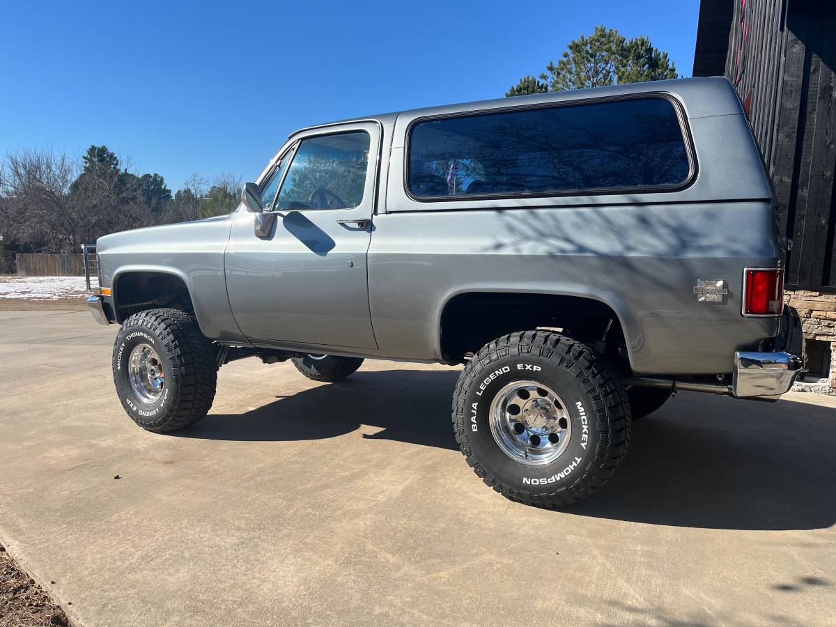 Chevrolet-blazer-12-ton-nominal-1985-grey-4
