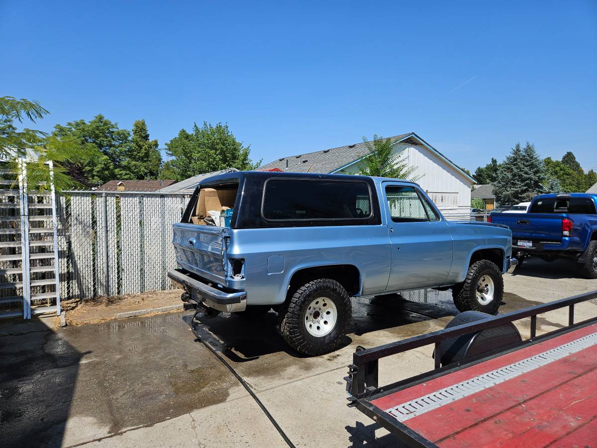 Chevrolet-blazer-12-ton-nominal-1989-blue-1