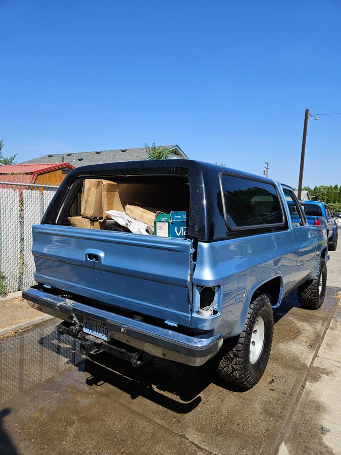 Chevrolet-blazer-12-ton-nominal-1989-blue-8