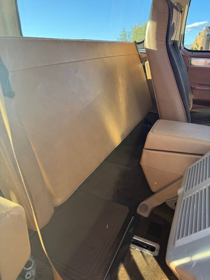 Chevrolet-blazer-1981-brown-8