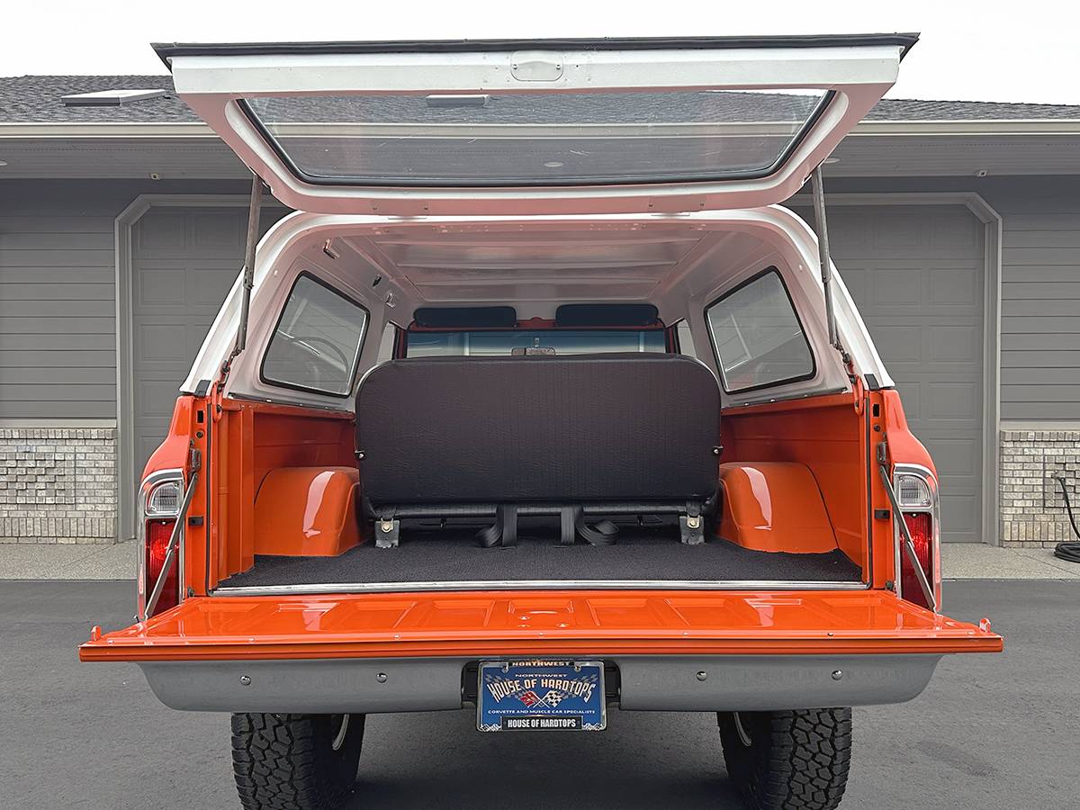 Chevrolet-blazer-k5-cst-4x4-1972-orange-10