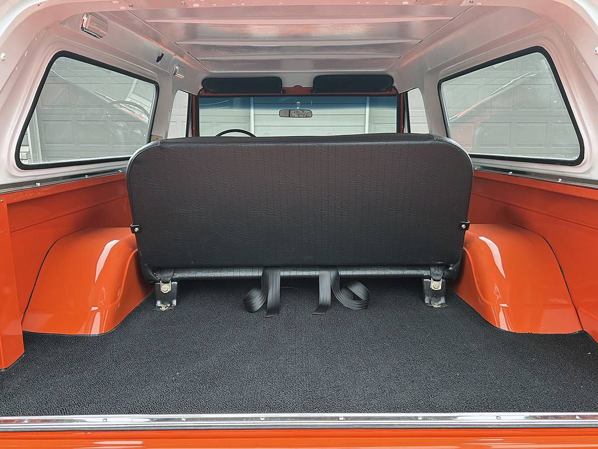 Chevrolet-blazer-k5-cst-4x4-1972-orange-11