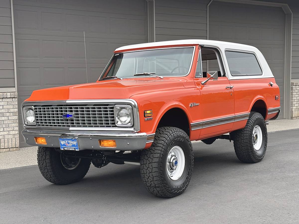 Chevrolet-blazer-k5-cst-4x4-1972-orange