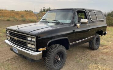 Chevrolet-blazer-k5-silverado-1989-black-1