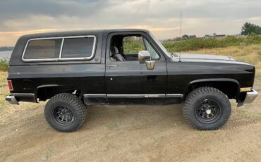 Chevrolet-blazer-k5-silverado-1989-black-2