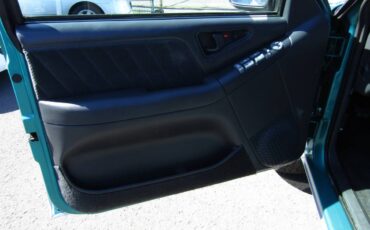 Chevrolet-blazer-s-10-4x4-1995-6