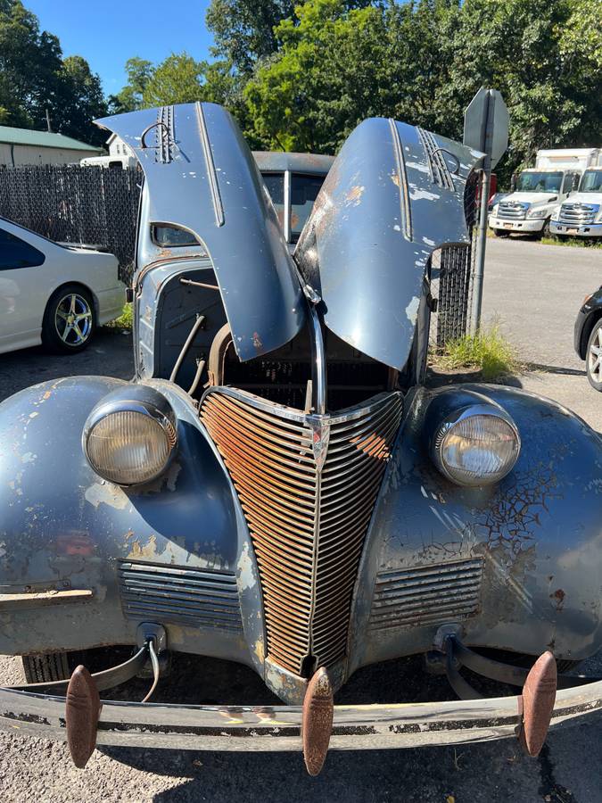 Chevrolet-business-coupe-1939-grey-3