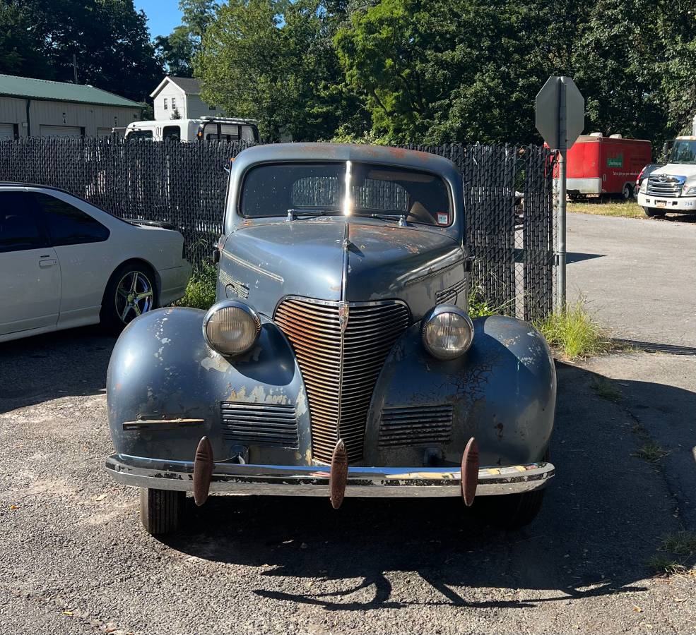 Chevrolet-business-coupe-1939-grey-8