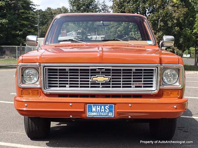 Chevrolet-c-10-1974-brown-10