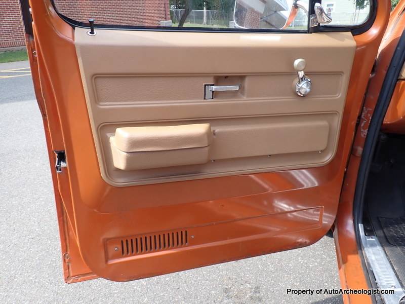 Chevrolet-c-10-1974-brown-16