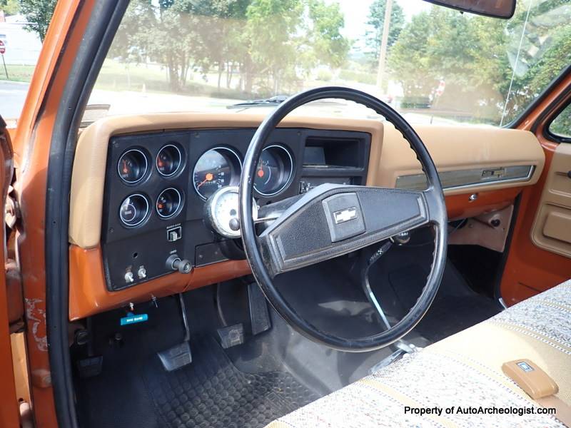 Chevrolet-c-10-1974-brown-19