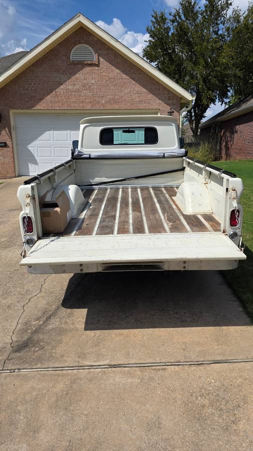 Chevrolet-c10-1966-white-6