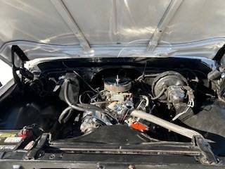Chevrolet-c10-1967-white-2
