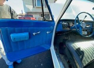Chevrolet-c10-1967-white-4