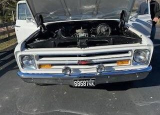 Chevrolet-c10-1967-white-5
