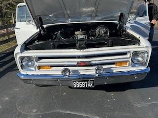Chevrolet-c10-1967-white-5