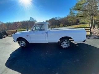 Chevrolet-c10-1967-white-8