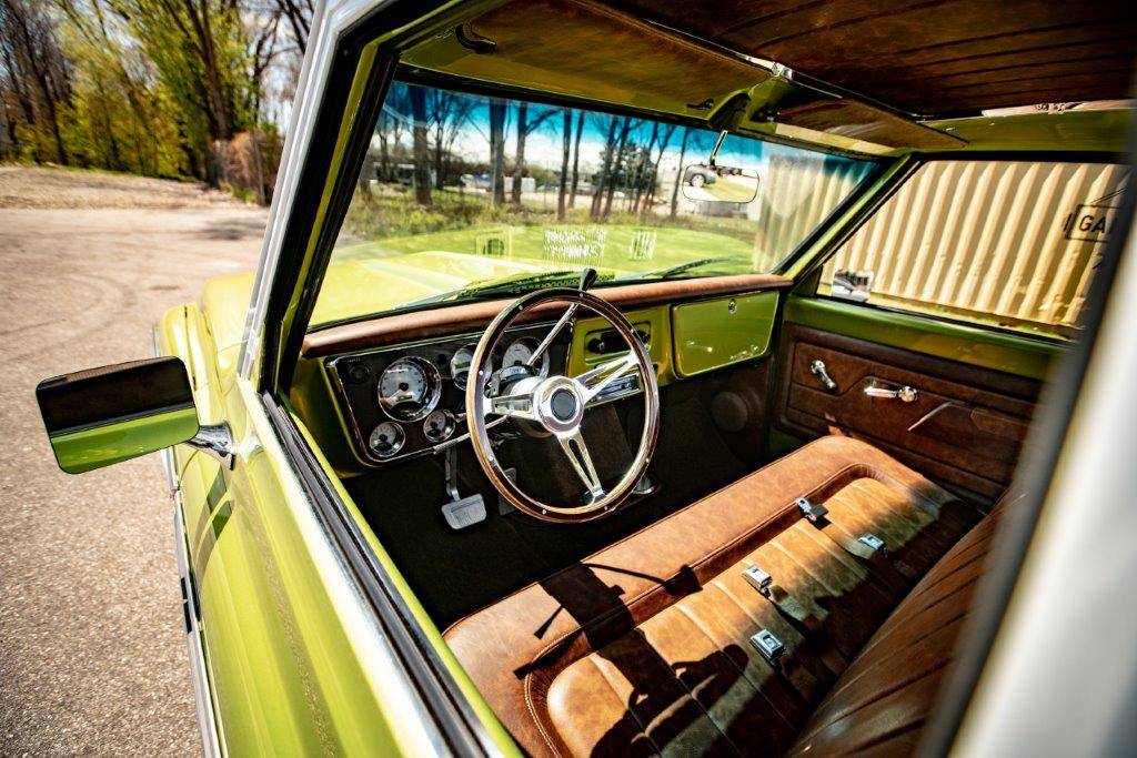 Chevrolet-c10-1971-green-1
