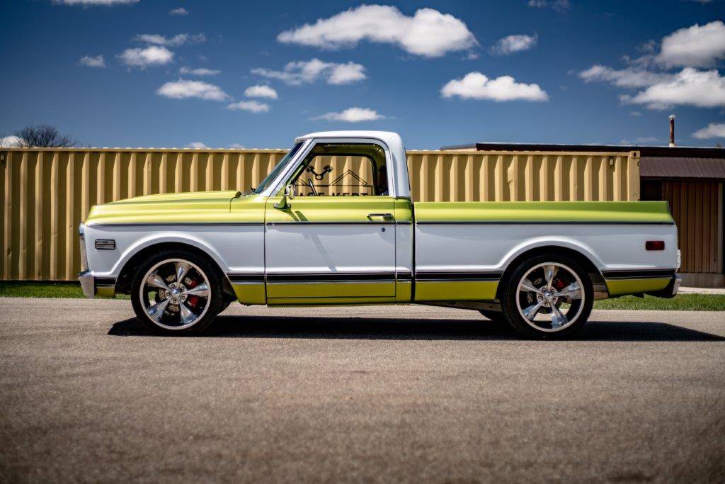 Chevrolet-c10-1971-green-2