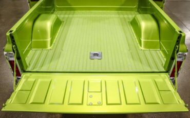 Chevrolet-c10-1971-green-5