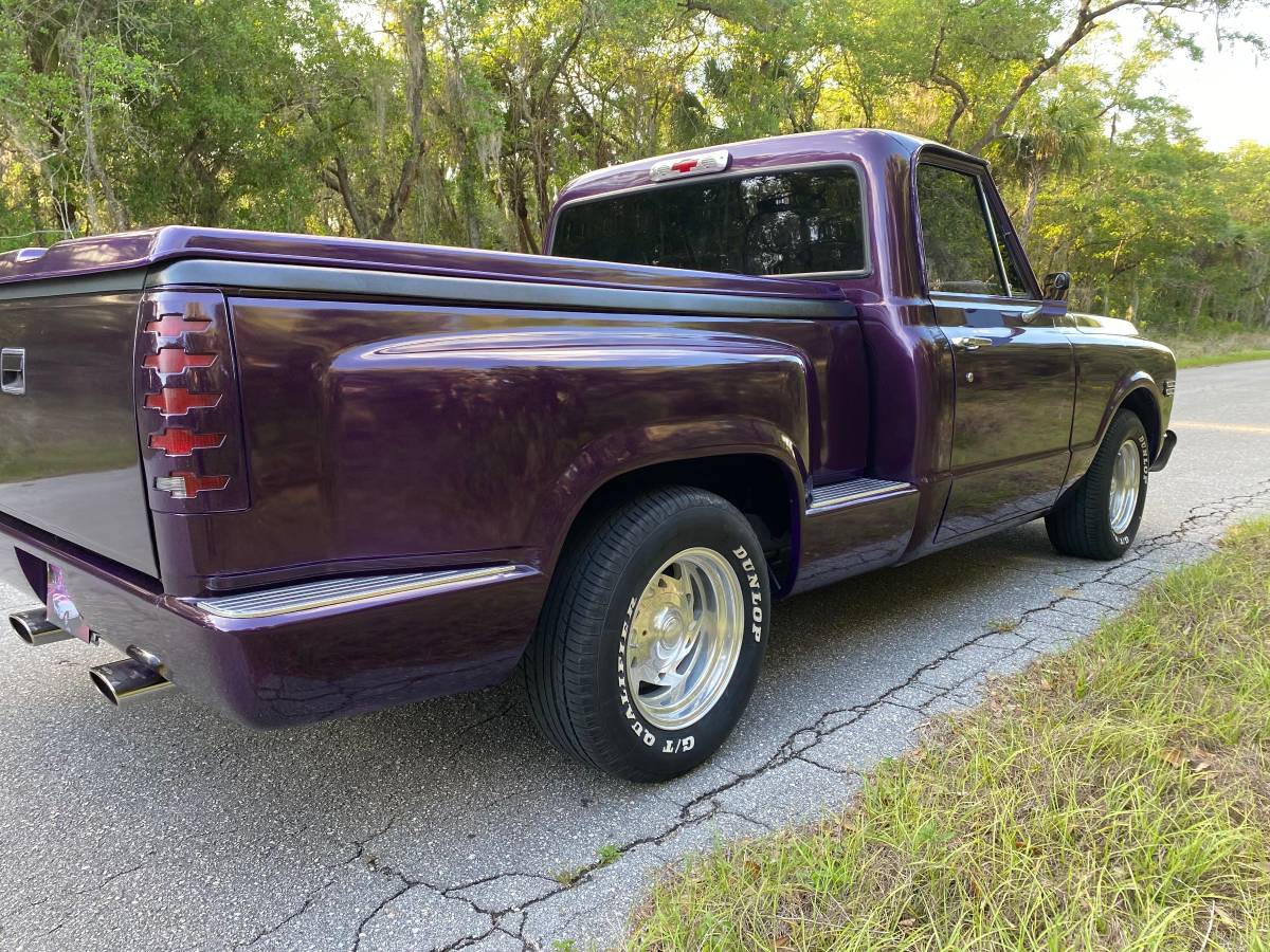 Chevrolet-c10-1971-purple-11