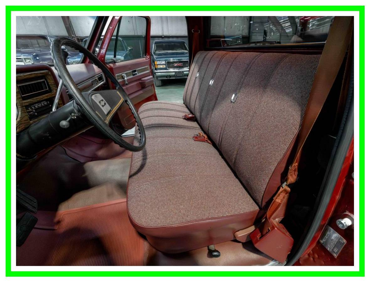 Chevrolet-c10-1976-red-12